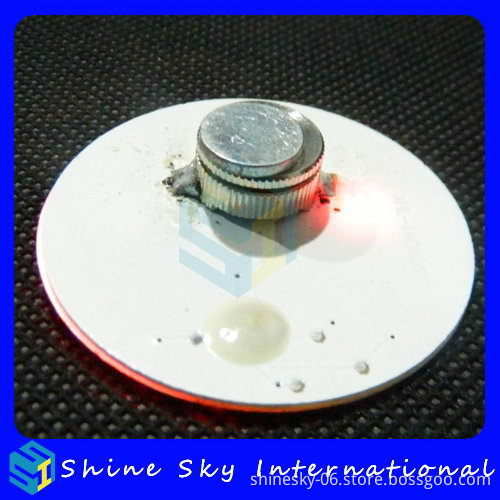 Fashionable Classical Flashing Phantom Pin